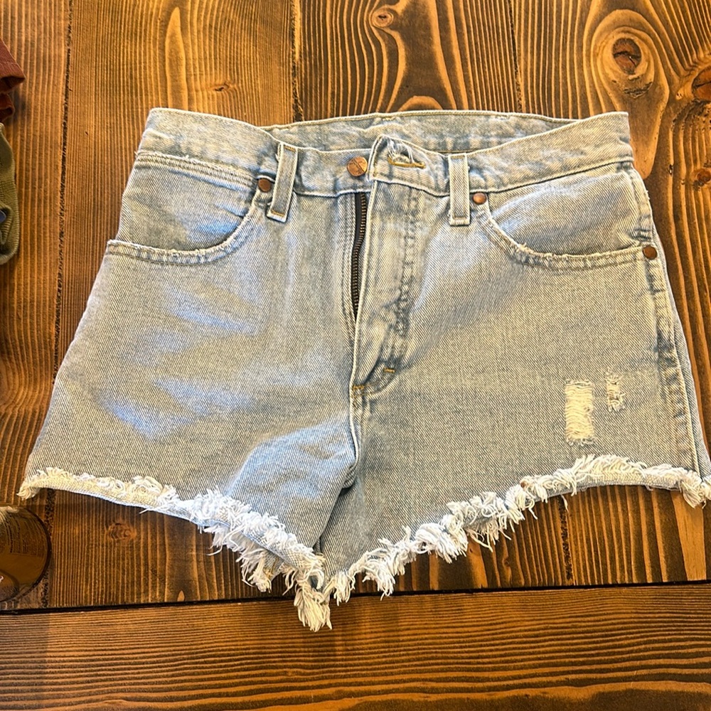 Wrangler stone wash women's shorts